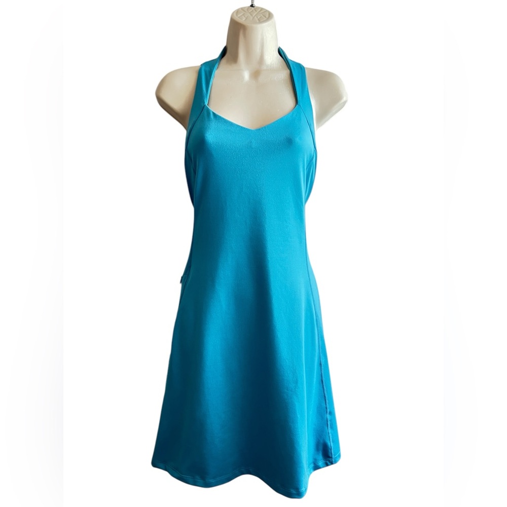Title Nine Size S-  V-Neck Strappy Built in Bra Athletic Dress Aruba Blue